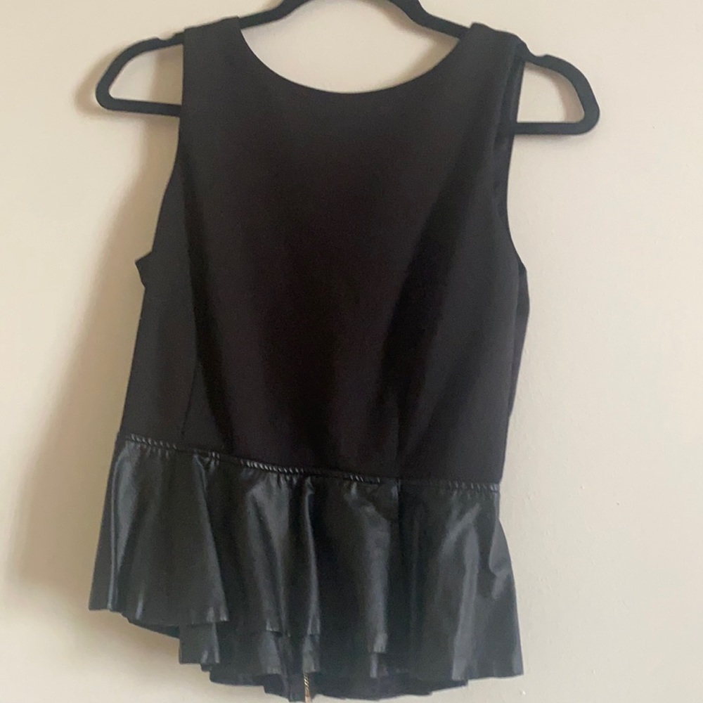 Bebe classy top